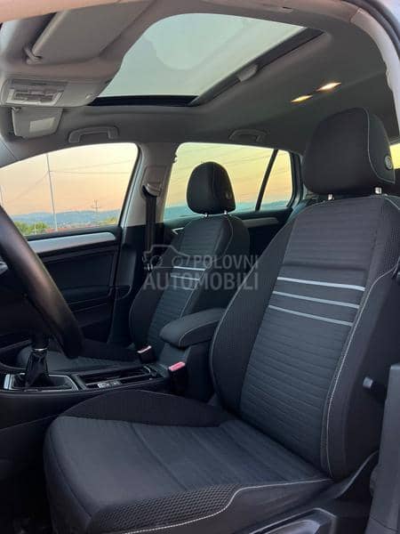 Volkswagen Golf 7 1.6TDI /CUP Edt/Pano Volkswagen Golf 7 1.6TDI /CUP Edt/Pano