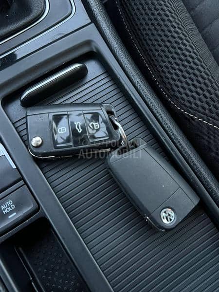 Volkswagen Golf 7 1.6TDI /CUP Edt/Pano Volkswagen Golf 7 1.6TDI /CUP Edt/Pano