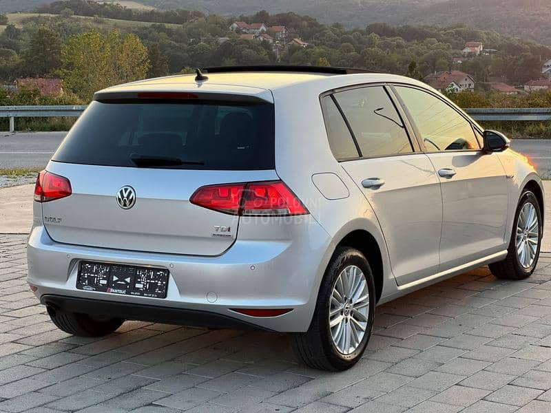 Volkswagen Golf 7 1.6TDI /CUP Edt/Pano Volkswagen Golf 7 1.6TDI /CUP Edt/Pano
