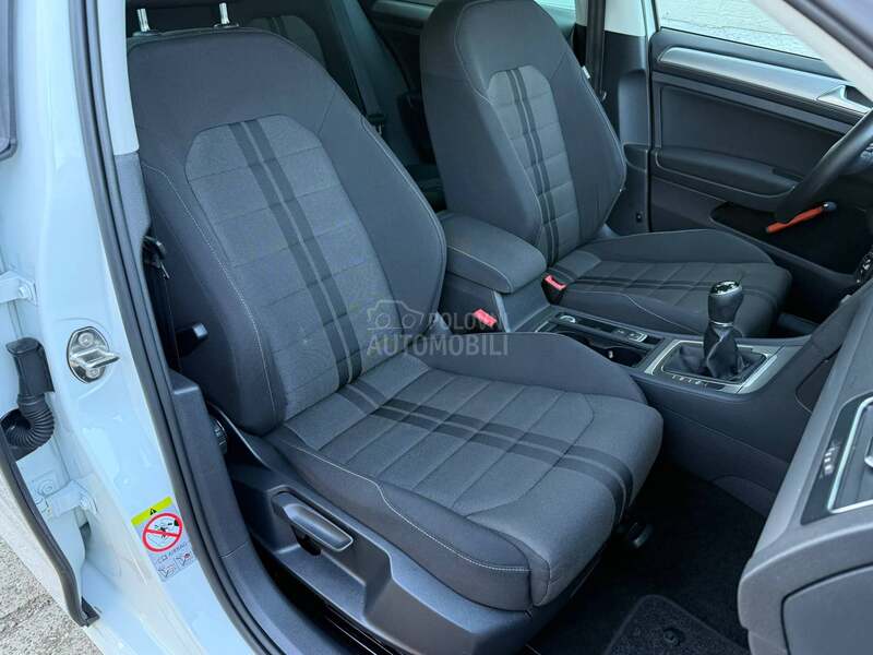 Volkswagen Golf 7 1.6TDI BLUEMOTION