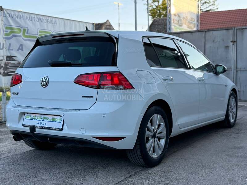 Volkswagen Golf 7 1.6TDI BLUEMOTION