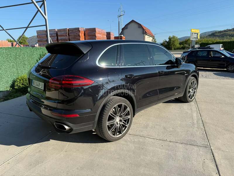 Porsche Cayenne 