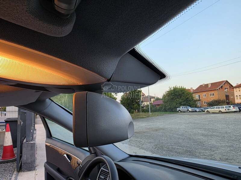 Mercedes Benz E 220 A.U.T.O.M.A.T.I.K