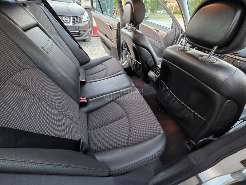 Mercedes Benz E 220 A.U.T.O.M.A.T.I.K