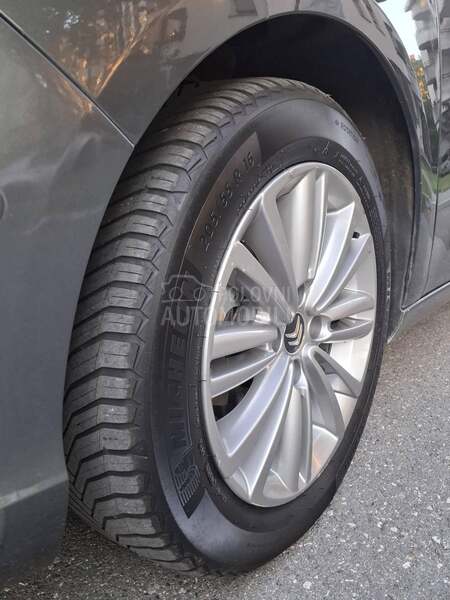 Citroen C4 1.6e HDI EXCLUSIVE