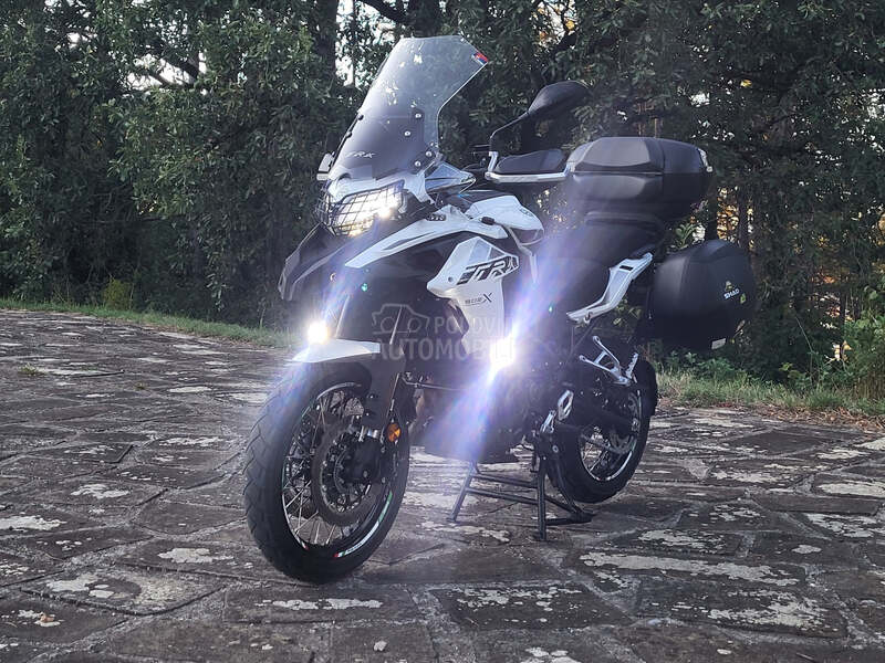Benelli TRK502X