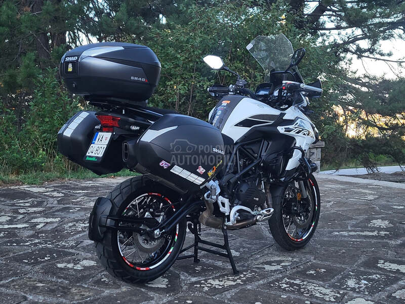Benelli TRK502X
