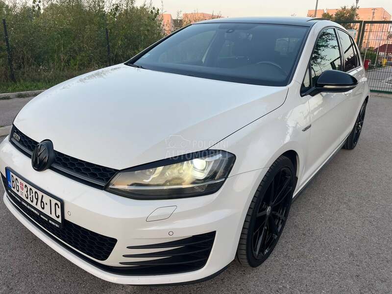 Volkswagen Golf 7 2.0 GTD DSG
