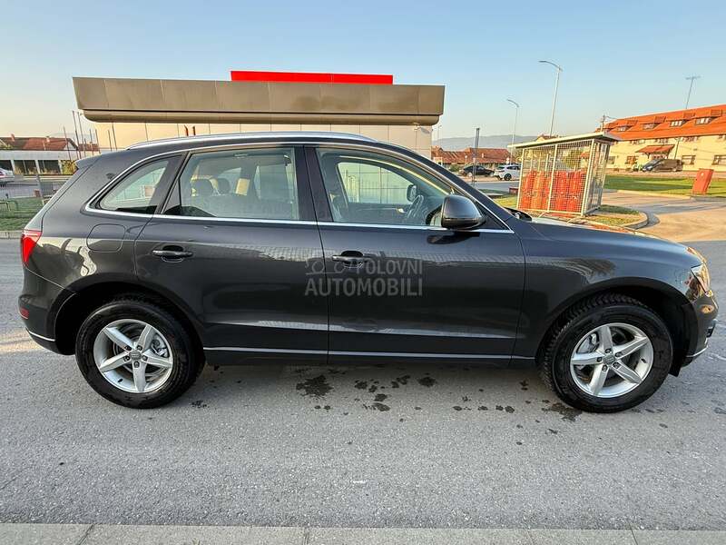 Audi Q5 2.0 tdi s-line