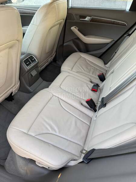 Audi Q5 2.0 tdi s-line