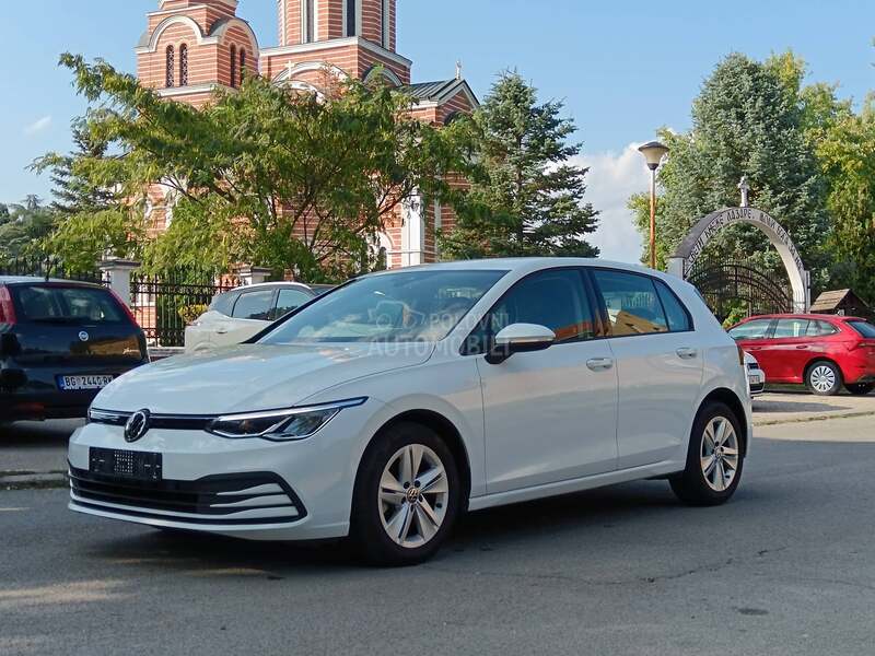 Volkswagen Golf 8 2,0. HAJLAJN