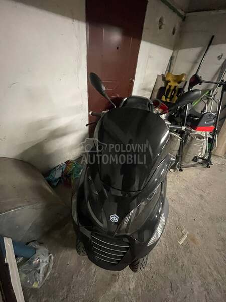 Piaggio MP3