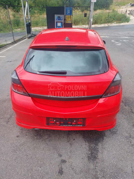 Opel Astra H 1.9 gtc opc