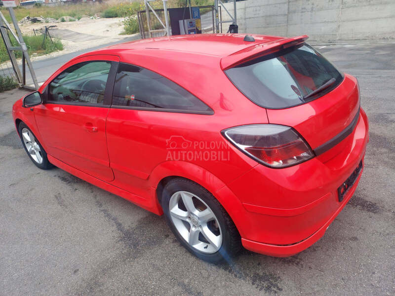 Opel Astra H 1.9 gtc opc