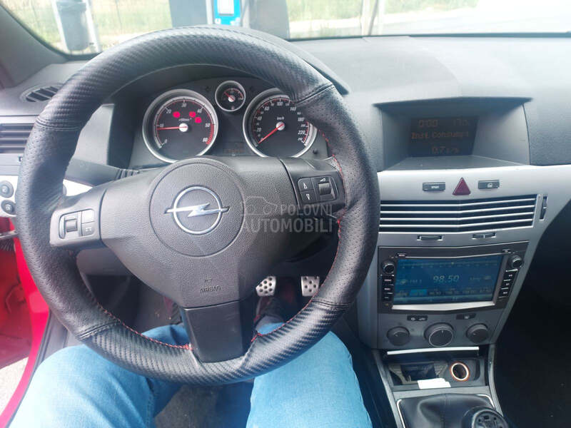 Opel Astra H 1.9 gtc opc