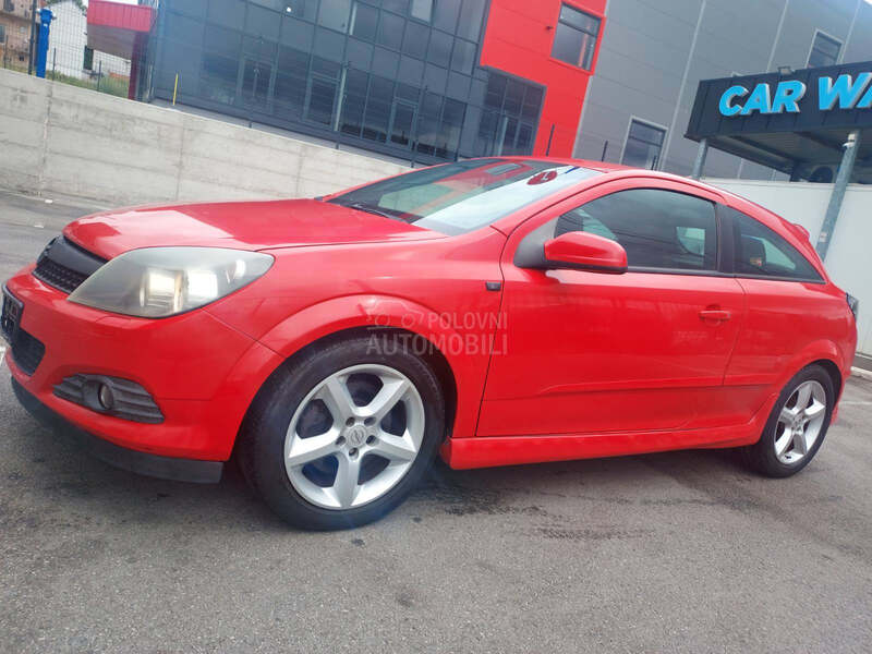 Opel Astra H 1.9 gtc opc
