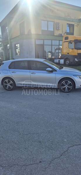 Volkswagen Golf 8 2.0 tdi life