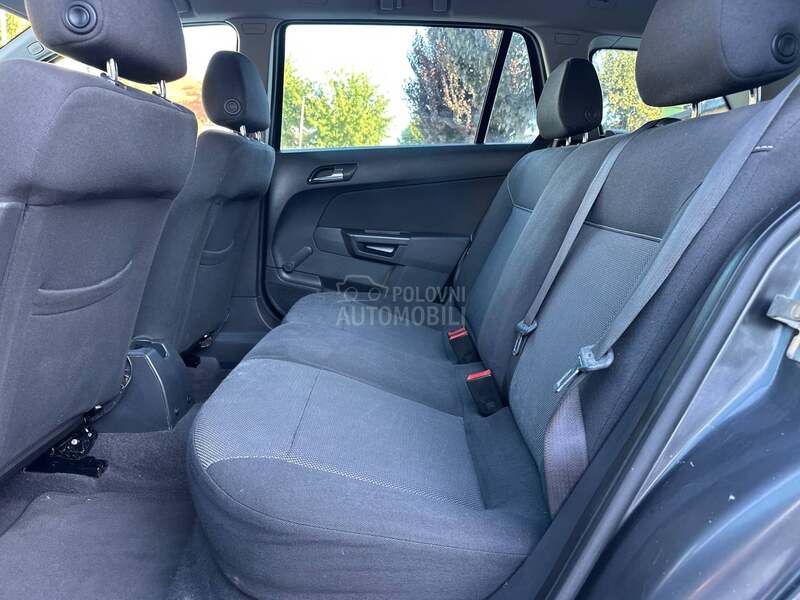 Opel Astra H 1.7CDTI 111 YEARS