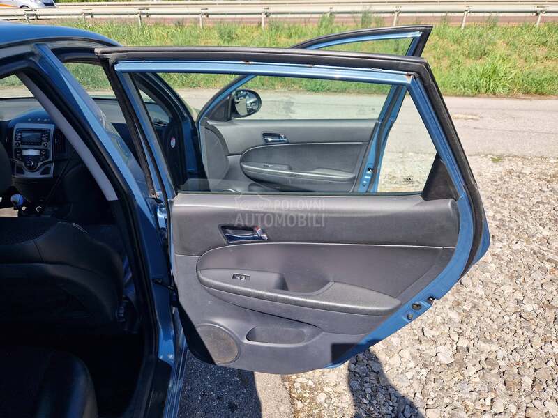 Hyundai i30 A K C I J A