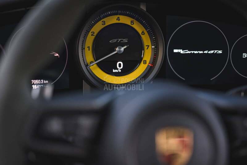 Porsche 911 992 Carrera 4 GTS