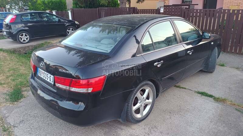 Hyundai Sonata 2.0 DOHC