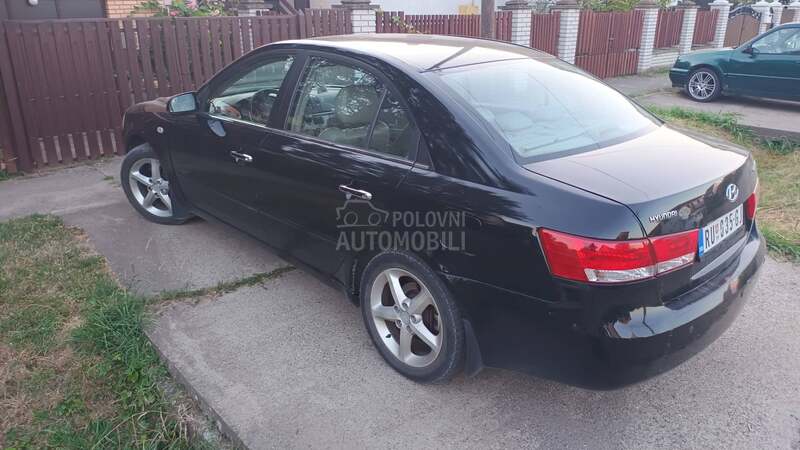 Hyundai Sonata 2.0 DOHC
