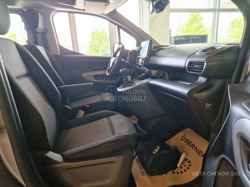 Toyota Proace City Verso SHUTTLE N1