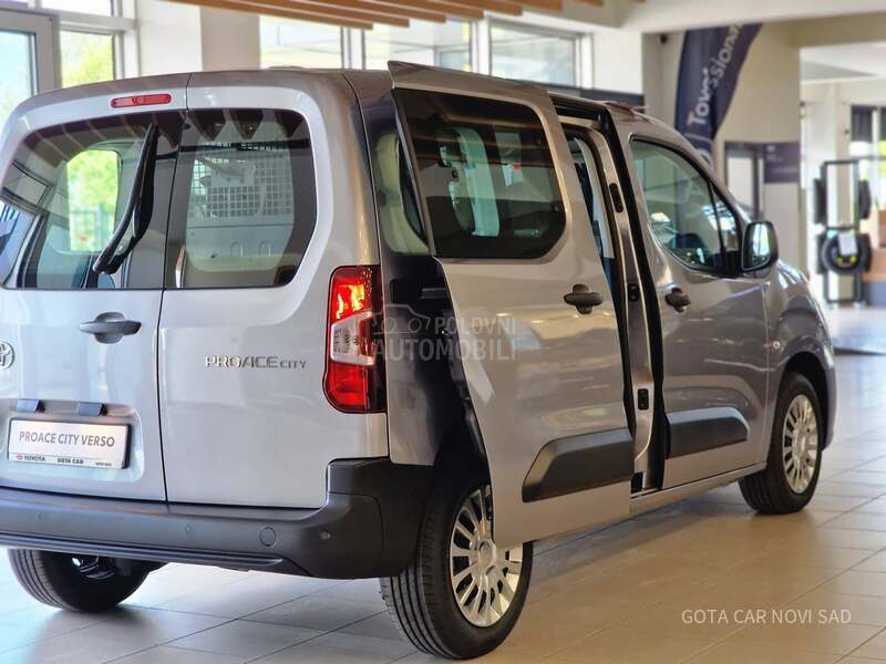 Toyota Proace City Verso SHUTTLE N1