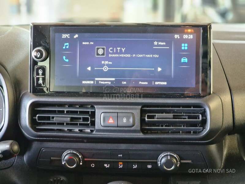 Toyota Proace City Verso SHUTTLE N1