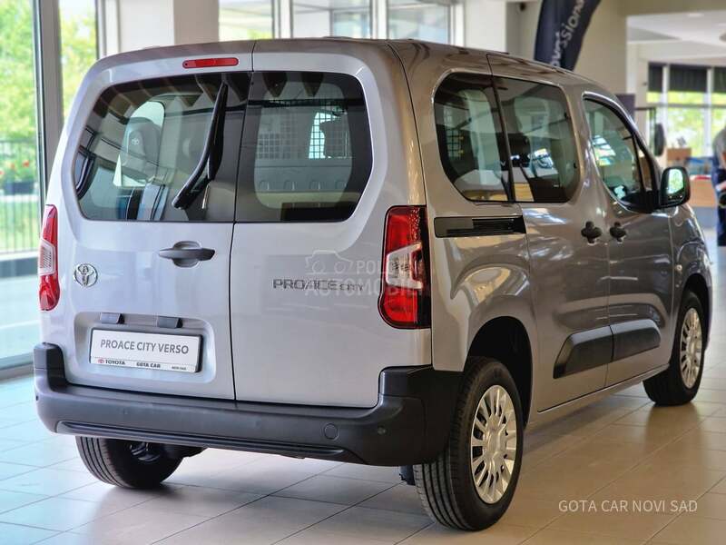Toyota Proace City Verso SHUTTLE N1