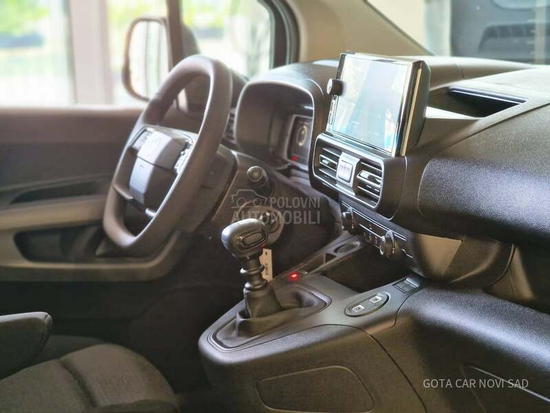 Toyota Proace City Verso SHUTTLE N1
