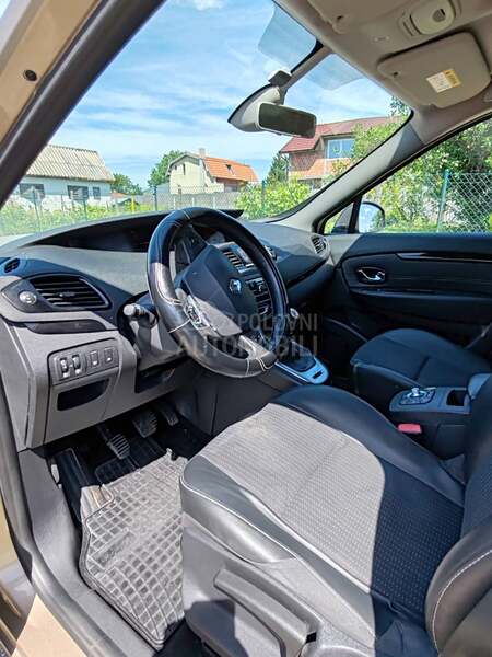 Renault Scenic 1.5 Dci