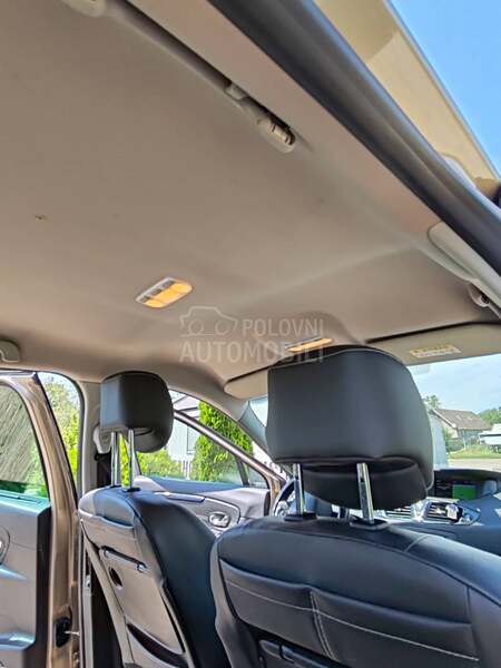 Renault Scenic 1.5 Dci