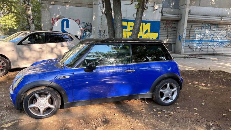 MINI Cooper 