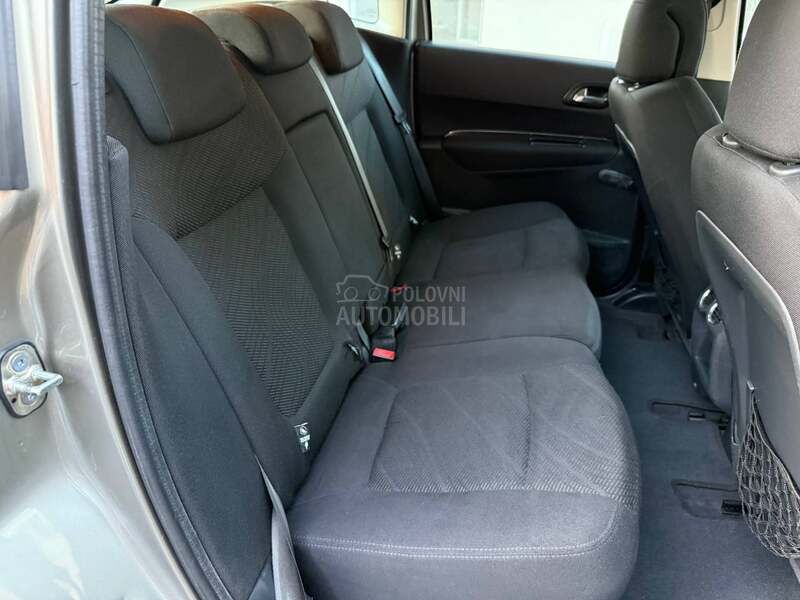 Peugeot 3008 1.6 HDI