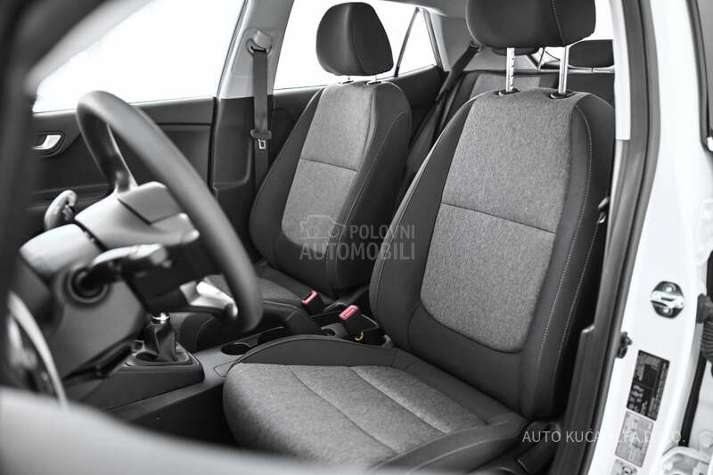 Kia Stonic 1.2 LX FUN MT