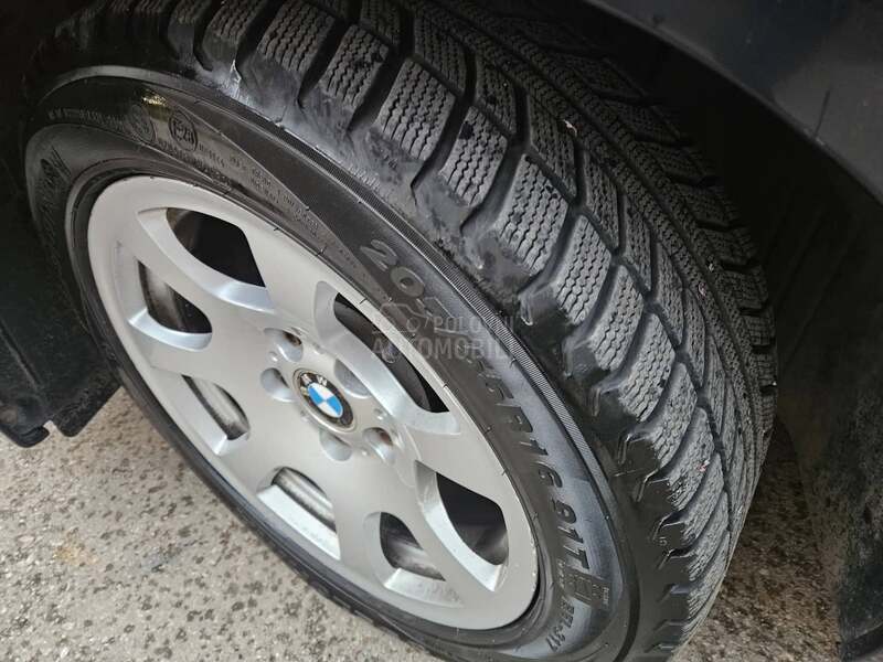 BMW 525 