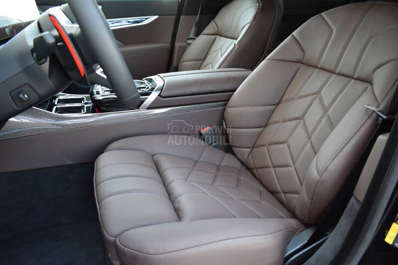 BMW M760e xDrive