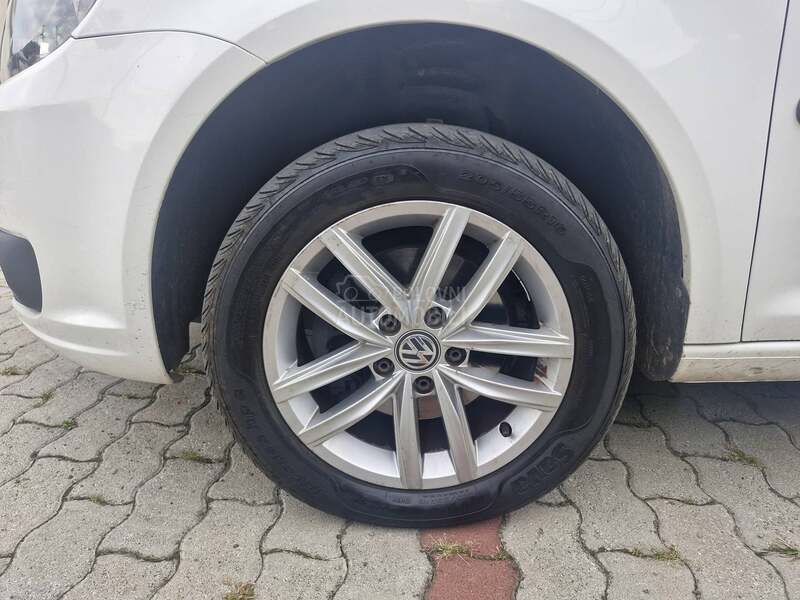 Volkswagen Caddy 2.0tdi maxi 4x4