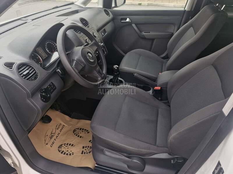 Volkswagen Caddy 2.0tdi maxi 4x4