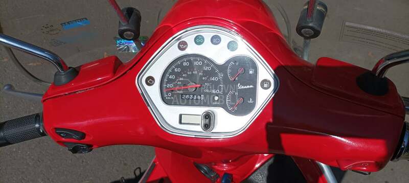Piaggio Vespa Gts 300ie Basel