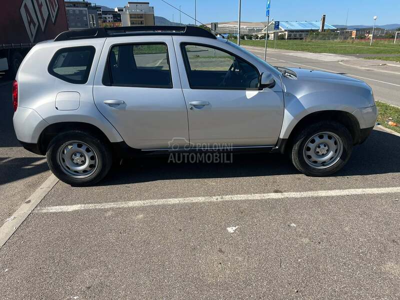Dacia Duster 1.6 B 4x4 wd
