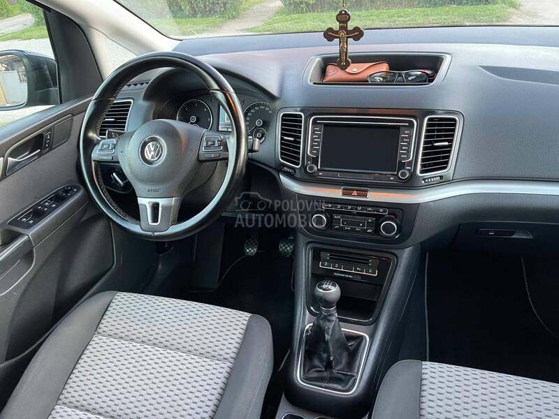 Volkswagen Sharan 