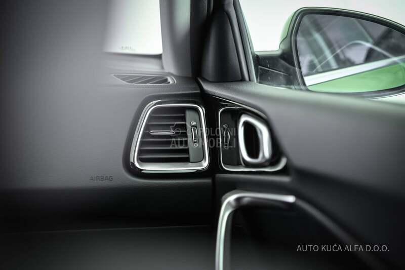 Kia XCeed 1.5 T-GDI FLOW PLUS
