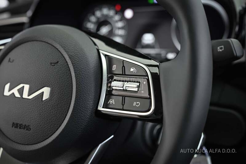 Kia XCeed 1.5 T-GDI FLOW PLUS
