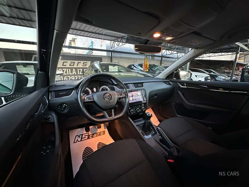 Škoda Octavia 1.5 TSI STYLE