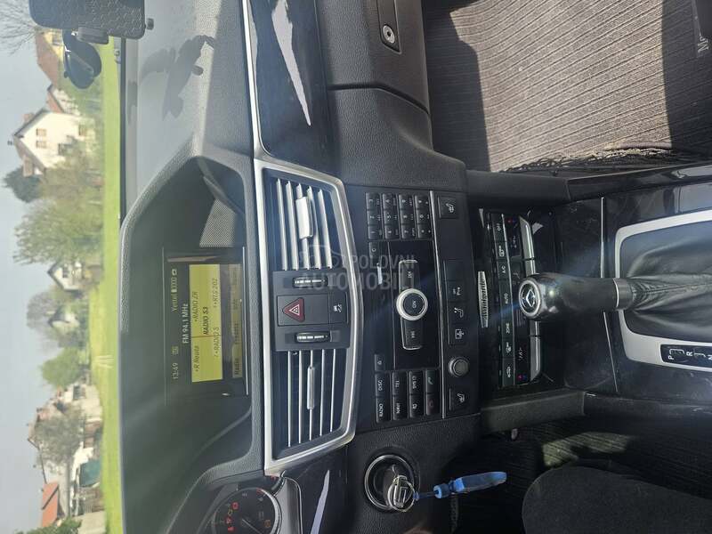 Mercedes Benz E 220 