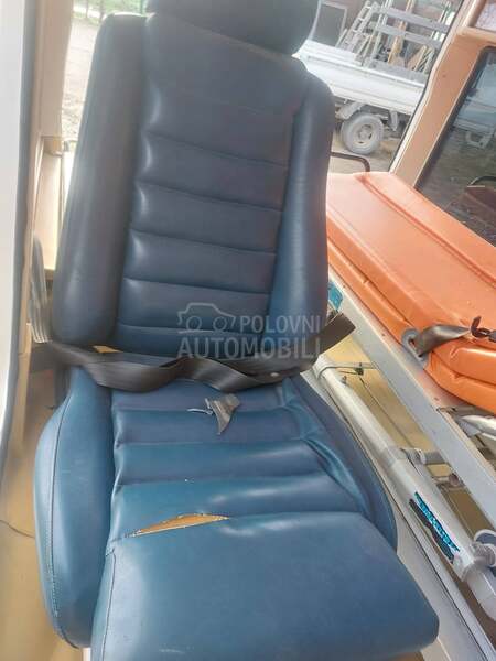 Mercedes Benz E 124 2,5