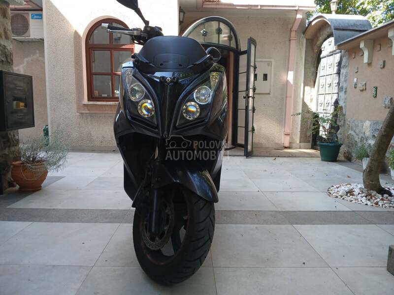 Kymco Downtown 300i