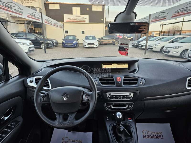 Renault Grand Scenic 1.9 DCI DYNAMIQUE